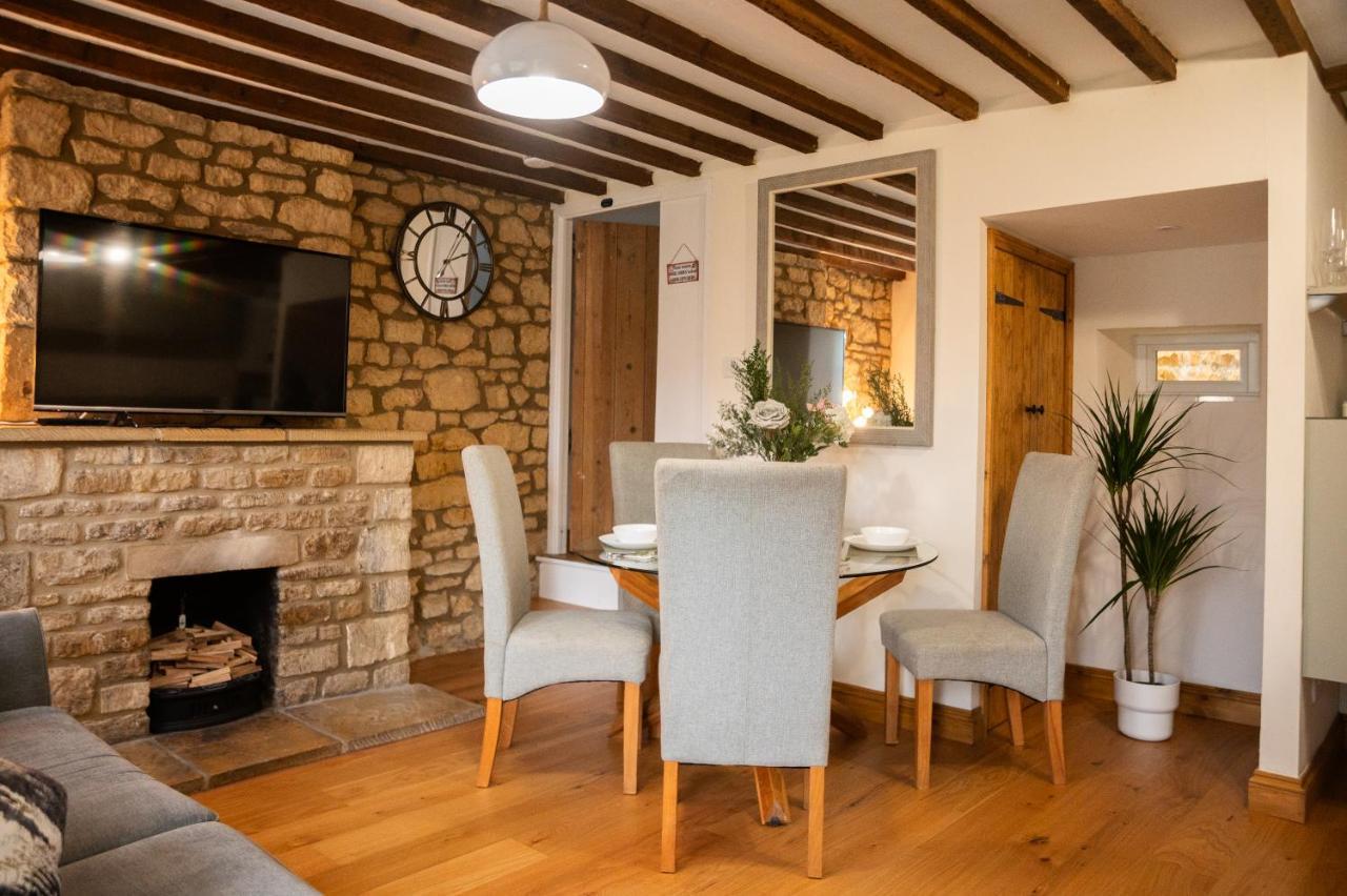 2 Bedroom Charming & Luxury Malt Cottage, Garden, Netflix, Free Parking 水上伯顿 外观 照片